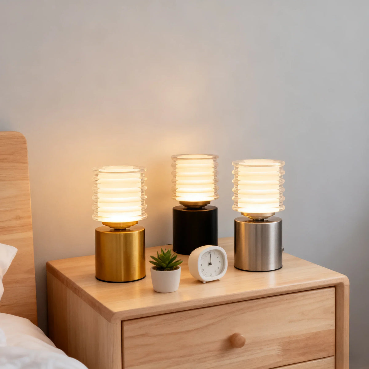 Mini Metal Cordless Table Lamp, Rechargeable with Touch Control