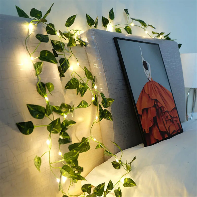 Battery Ivy Leaf Fairy Lights, 10 m Garland with 100 LEDs